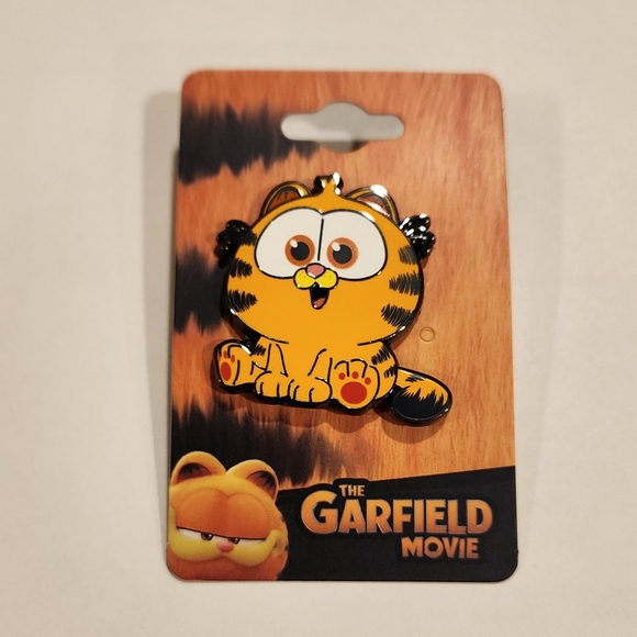 The Garfield Movie 2024 Baby Garfield Enamel Pin NEW - Picture 9 of 9
